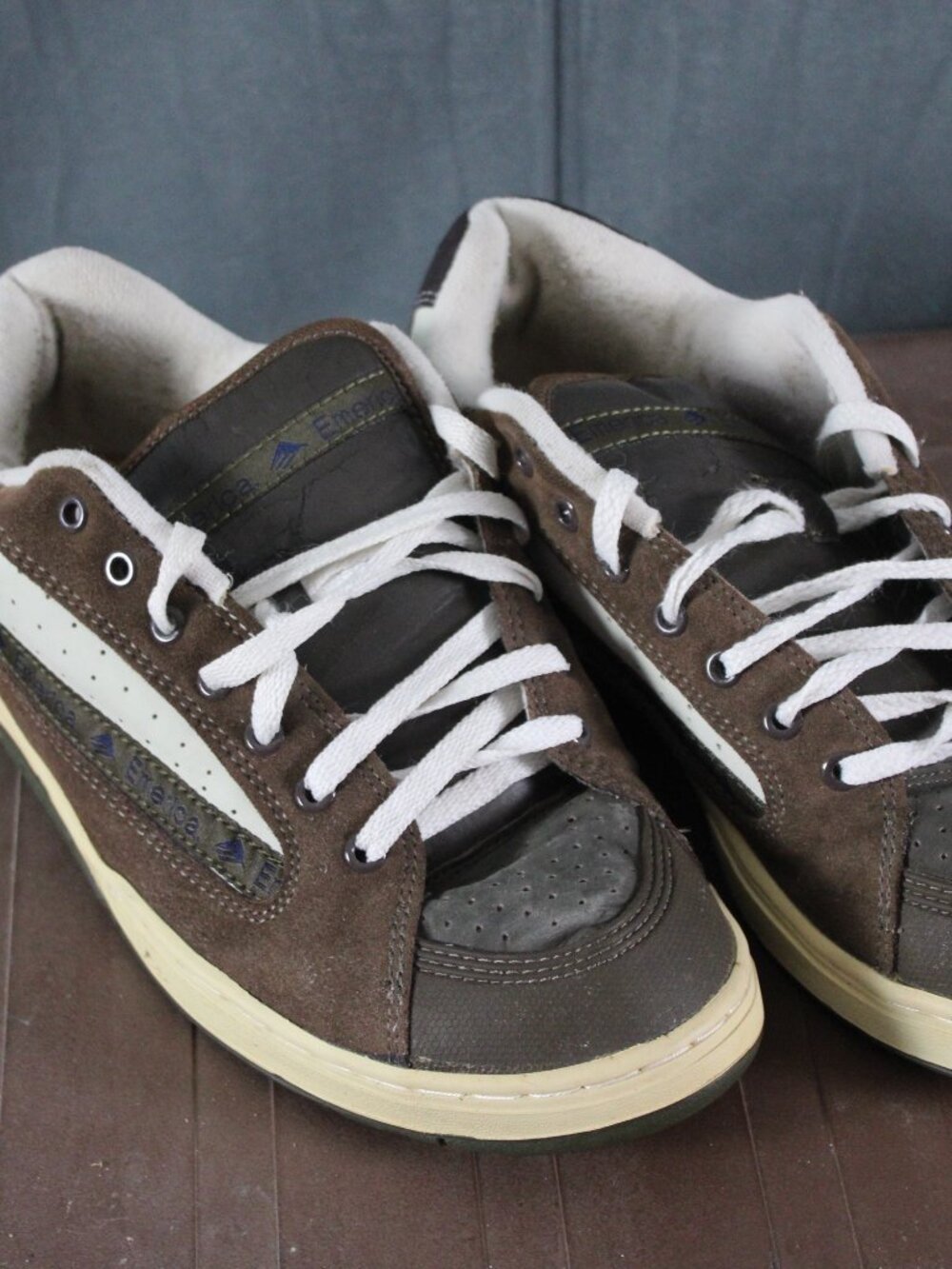 Vintage Skateboard Shoes - Emerica Brown and White Colorway - US Men's Size 13